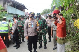 Polres Simeulue Kampanye Prokes dan Pembagian 8000 Masker Serentak Di Jajaran