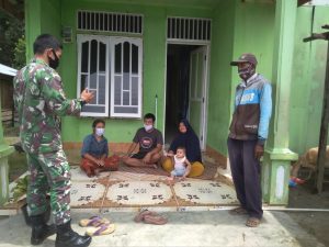 Komsos Sebagai Metode Babinsa Untuk Himbau Masyarakat Tetap Terapkan Protokol Kesehatan Cegah Covid-19