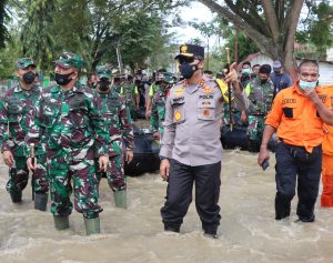 Pantau Banjir Di Aceh Utara, KAPOLDA Aceh Turun Ke Lokasi