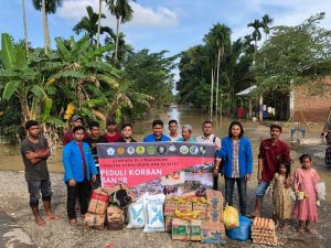 Ormawa Ushuluddin UIN Ar-Raniry Menyalurkan Bantuan Banjir Ke Aceh Utara dan Aceh Timur