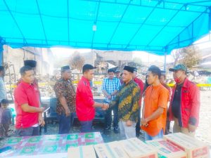 DPW PA Aceh Selatan Serahkan Bantuan Korban Kebakaran Desa Kede Runding, Kluet Selatan